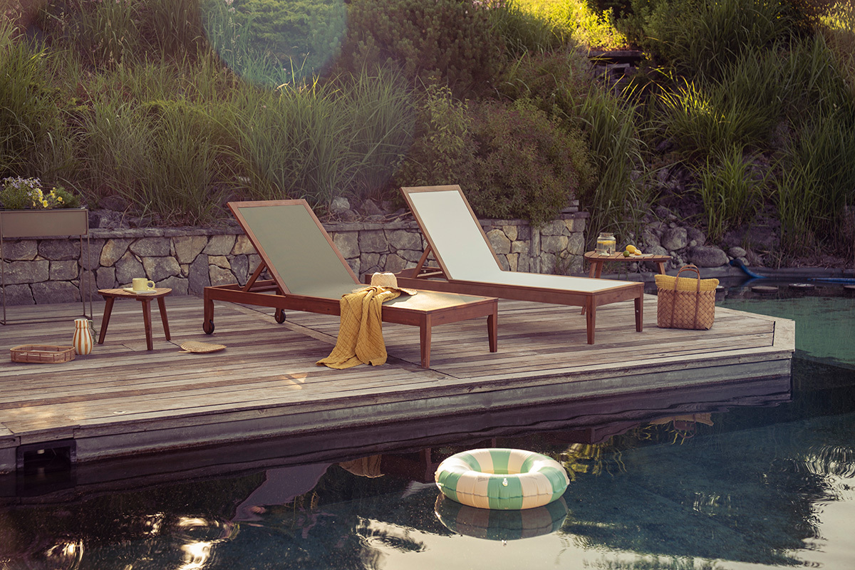 Bains de soleil vert kaki et bois massif (lot de 2) NAVEEN