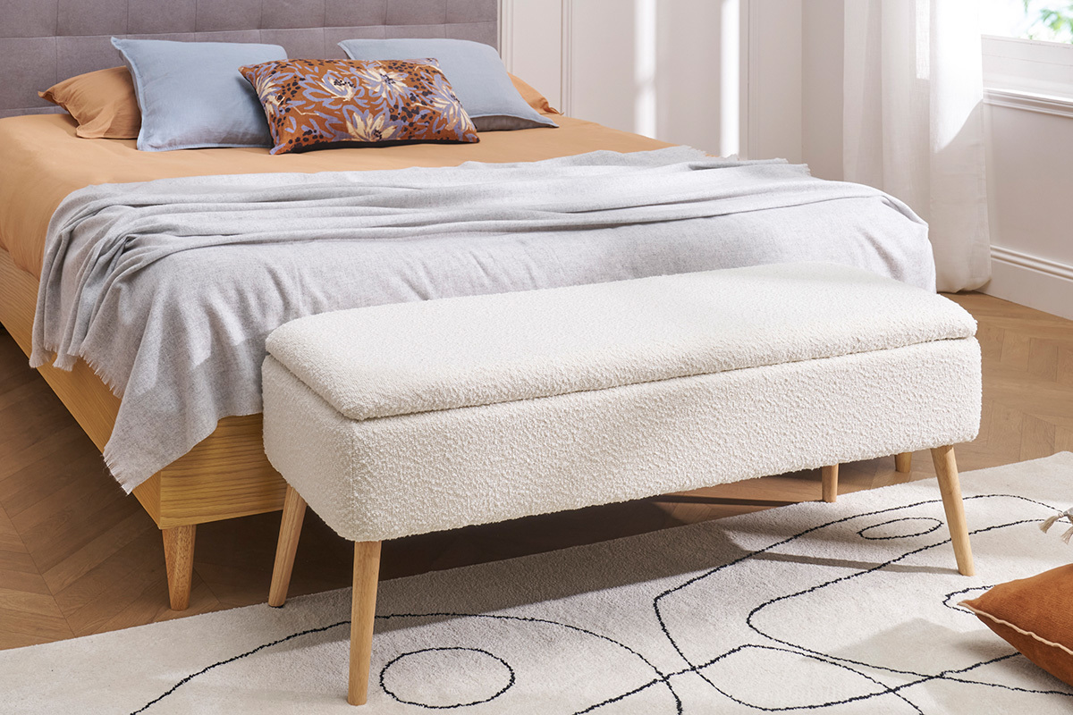 Banc coffre effet laine boucl�e blanc et bois clair massif L120 cm LARS