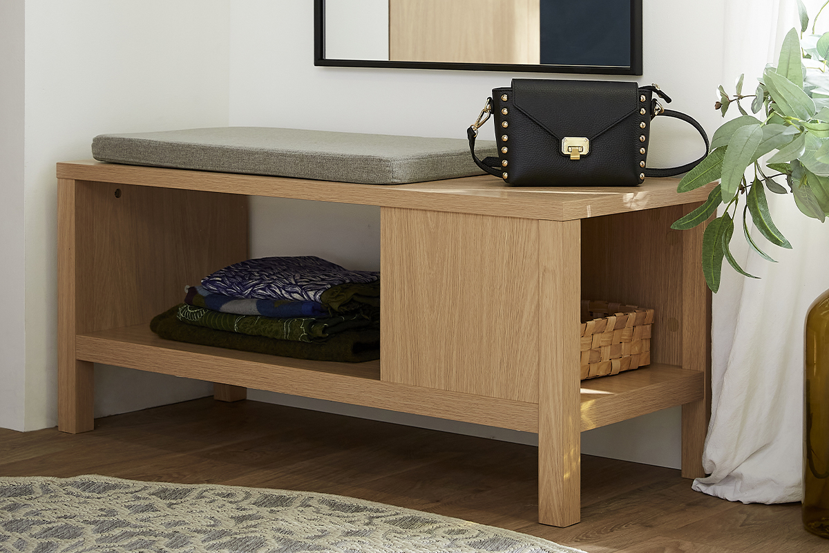 Banc d'entr�e avec rangement finition bois clair ch�ne avec coussin banquette gr�ge L100 cm GUMBY