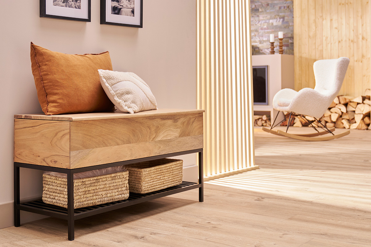 Banc d'entr�e industriel avec coffre de rangement en bois massif et m�tal noir L100 cm SORG