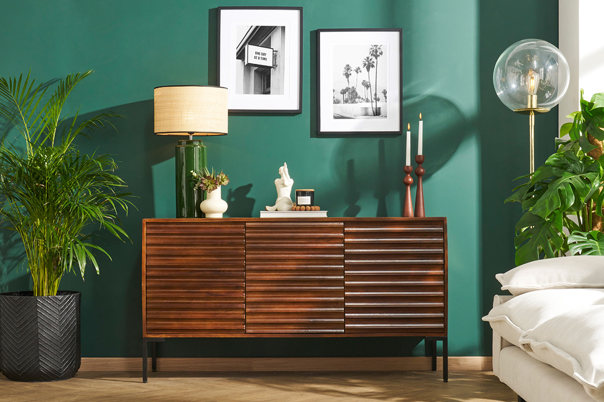 Buffet en bois fonc� manguier massif et m�tal noir 3 portes L140 cm ONDA