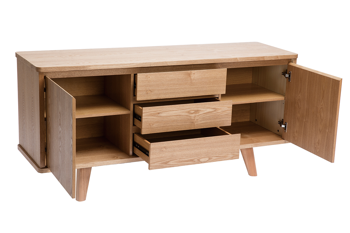 Buffet scandinave en bois clair avec deux portes ouvertes et trois tiroirs visibles.