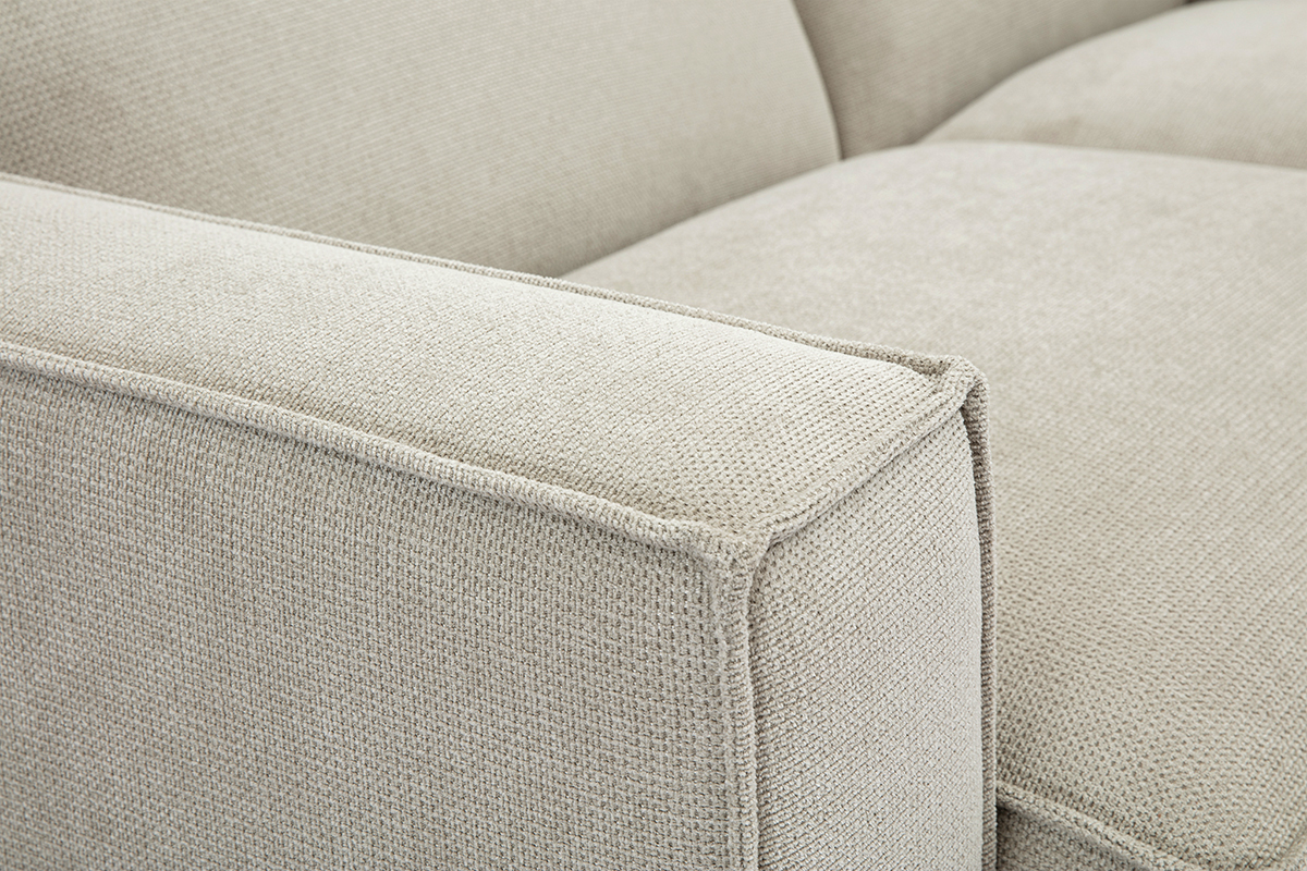 Gros plan sur tissu beige textur� effet velours du canap� d'angle modulable SPLIT.
