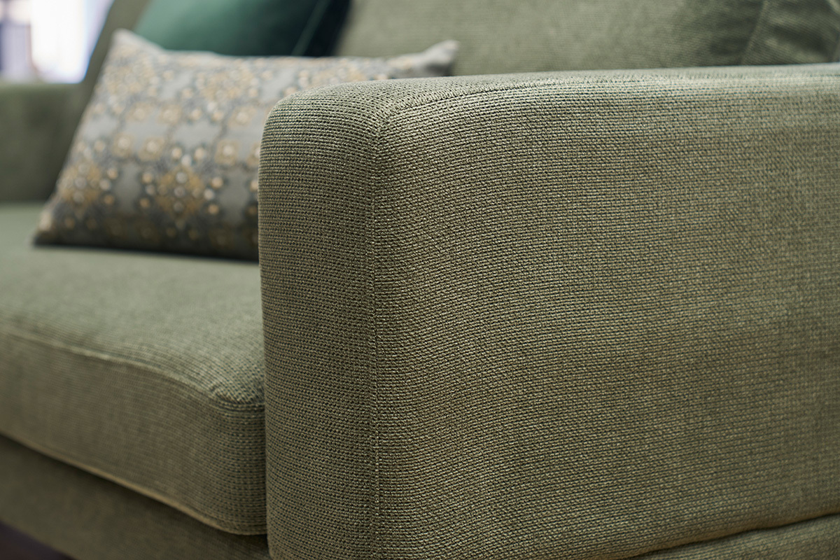 Canap� design 3 places en tissu chenille vert kaki et m�tal noir LENNON