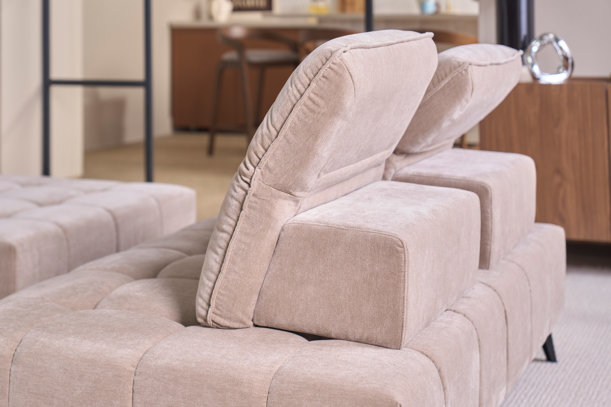 Canap� modulable 4 places avec t�ti�res ajustables en tissu effet velours taupe et m�tal noir OLMO