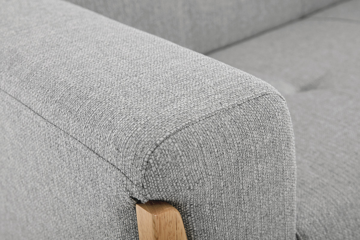 Canap� scandinave 2 places en tissu gris et bois clair FJORD