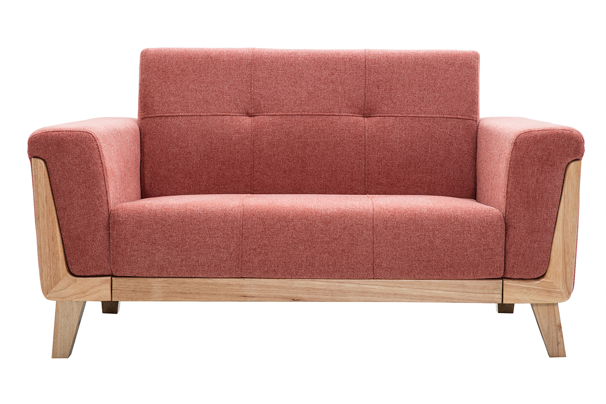 Canap� scandinave 2 places en tissu terracotta avec structure en bois clair.