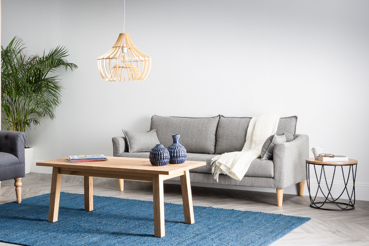 Canap� scandinave 3 places en tissu gris et bois clair KATE