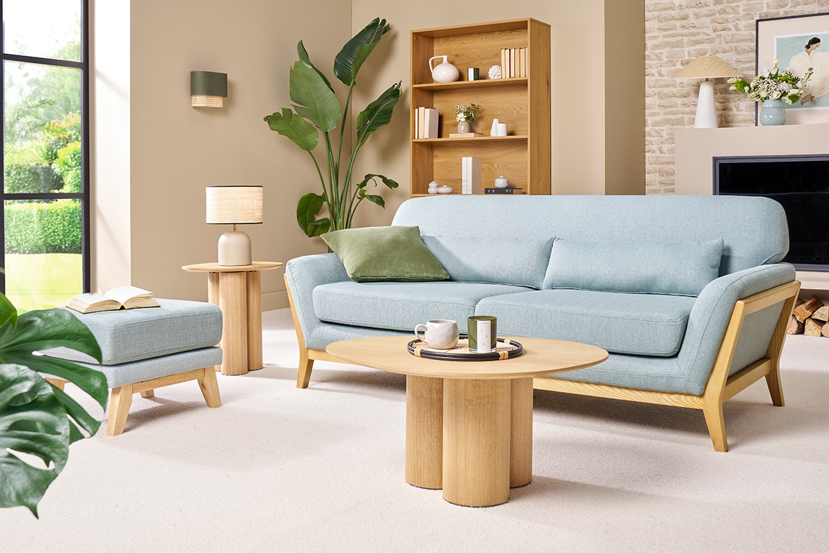 Canap� scandinave 3 places en tissu vert lagon et bois clair YOKO