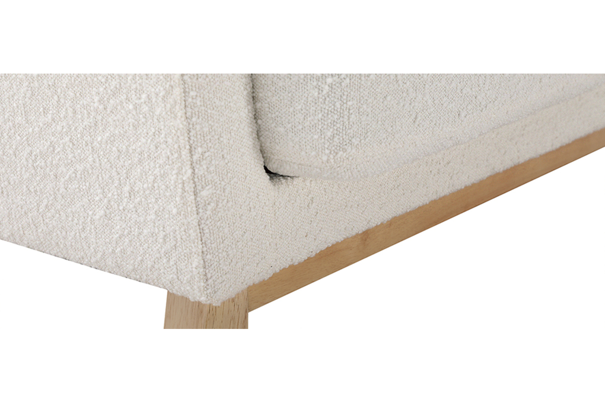 D�tail du canap� scandinave 2 places OSLO en tissu effet laine boucl�e blanc cass� et bois clair.