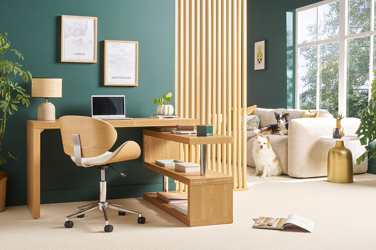 Chaise de bureau � roulettes design blanc, bois clair et acier chrom� WALNUT