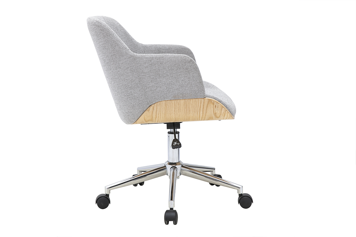 Chaise de bureau � roulettes en tissu gris textur�, vue de profil, avec base en bois clair et acier chrom�.