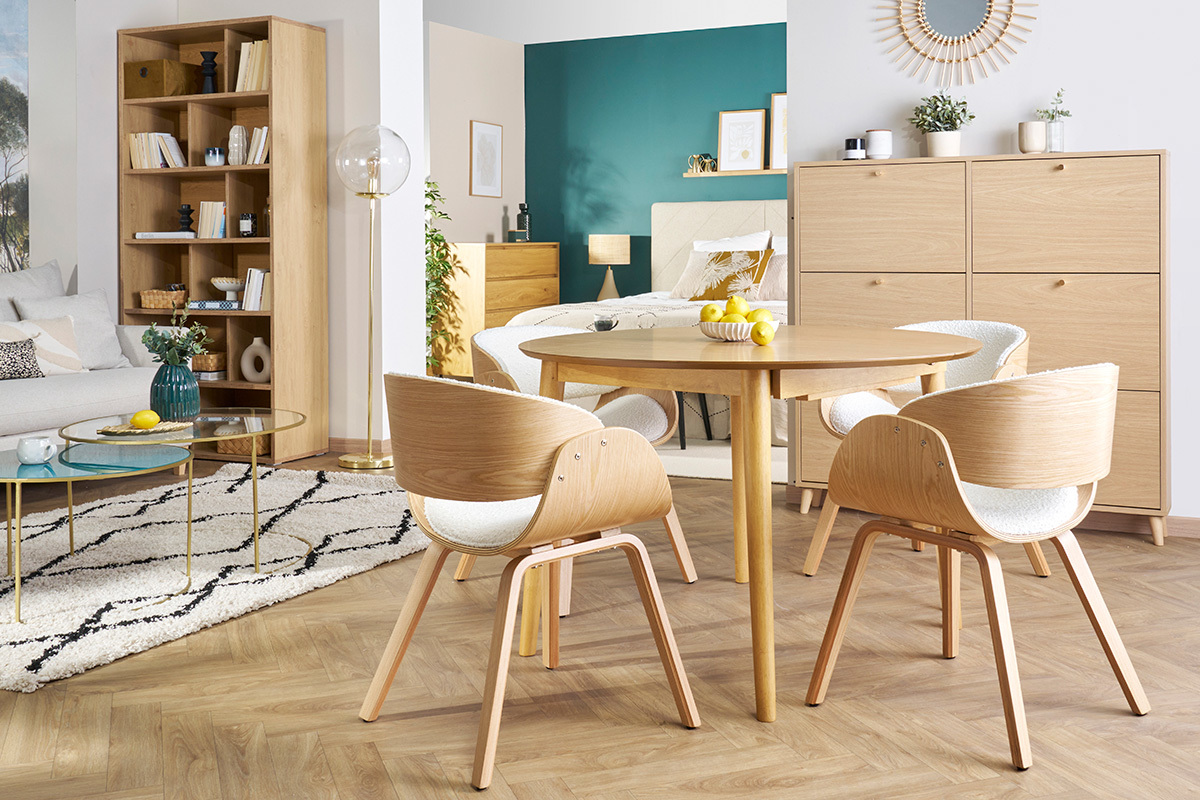 Chaise design en tissu effet laine boucl�e blanc et bois clair BENT