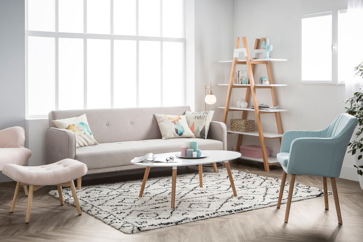 Chaise scandinave en tissu menthe � l'eau et bois clair massif ALEYNA