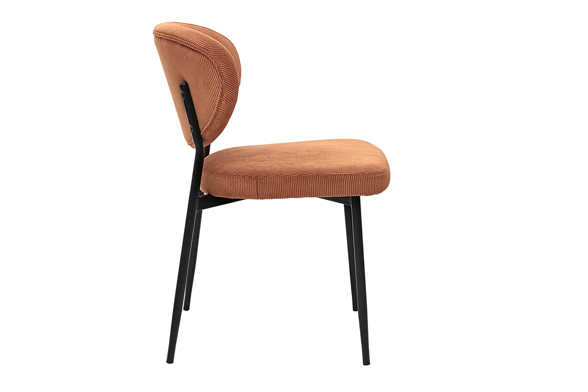 Chaise en velours c�tel� terre br�l�e avec pieds en m�tal noir, vue de profil.