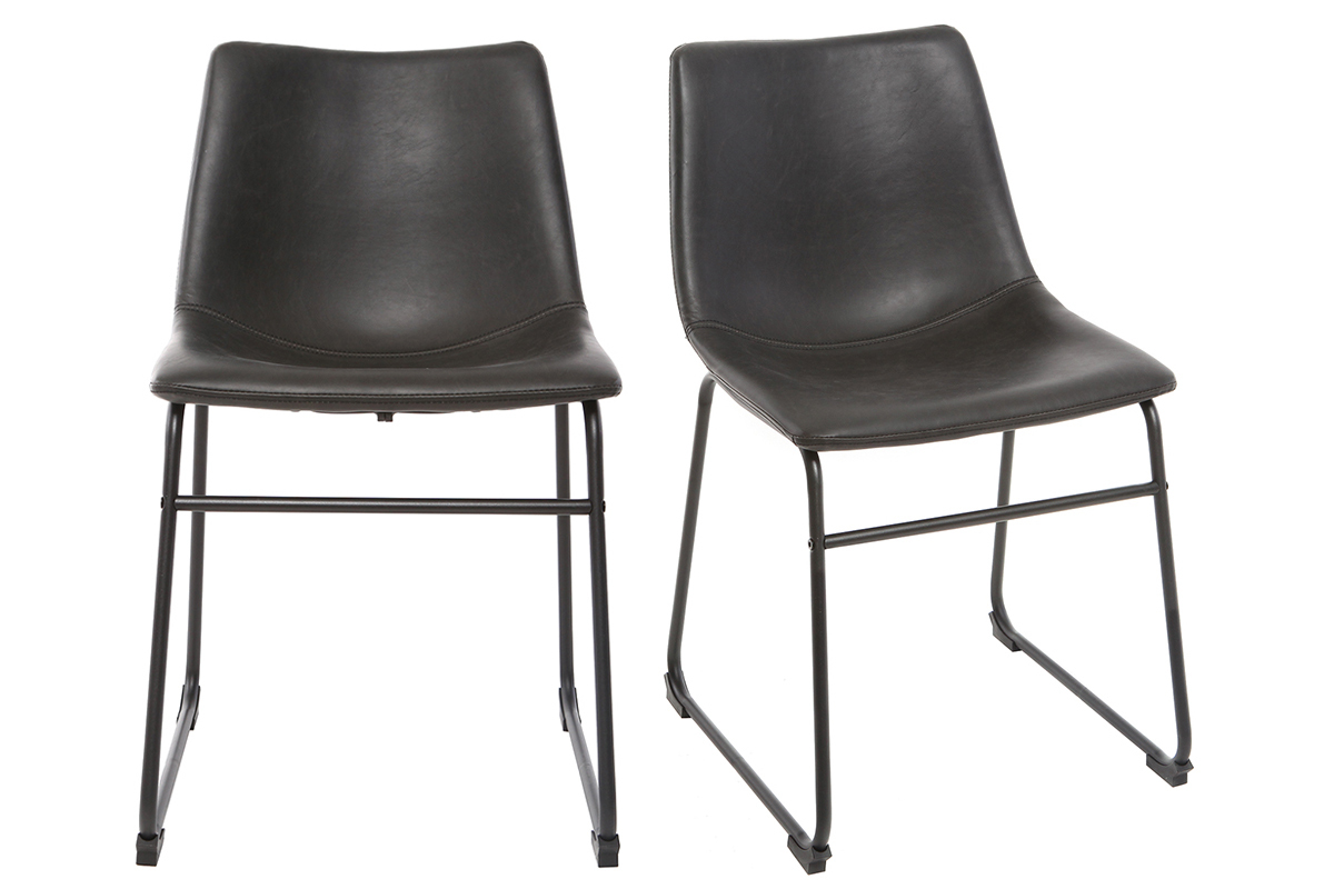 Deux chaises industrielles noires avec pi�tement en acier, vue de face.