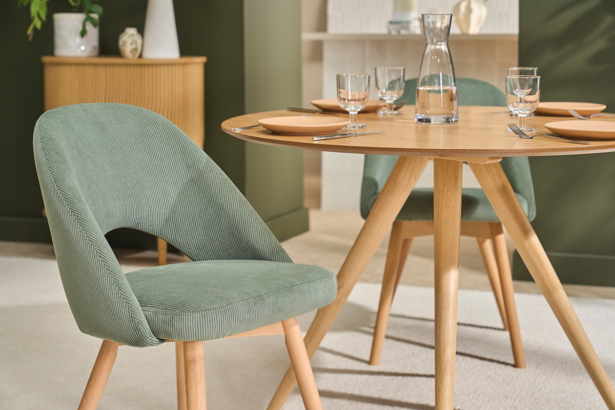 Chaises scandinaves en tissu velours c�tel� vert kaki et bois clair (lot de 2) COSETTE
