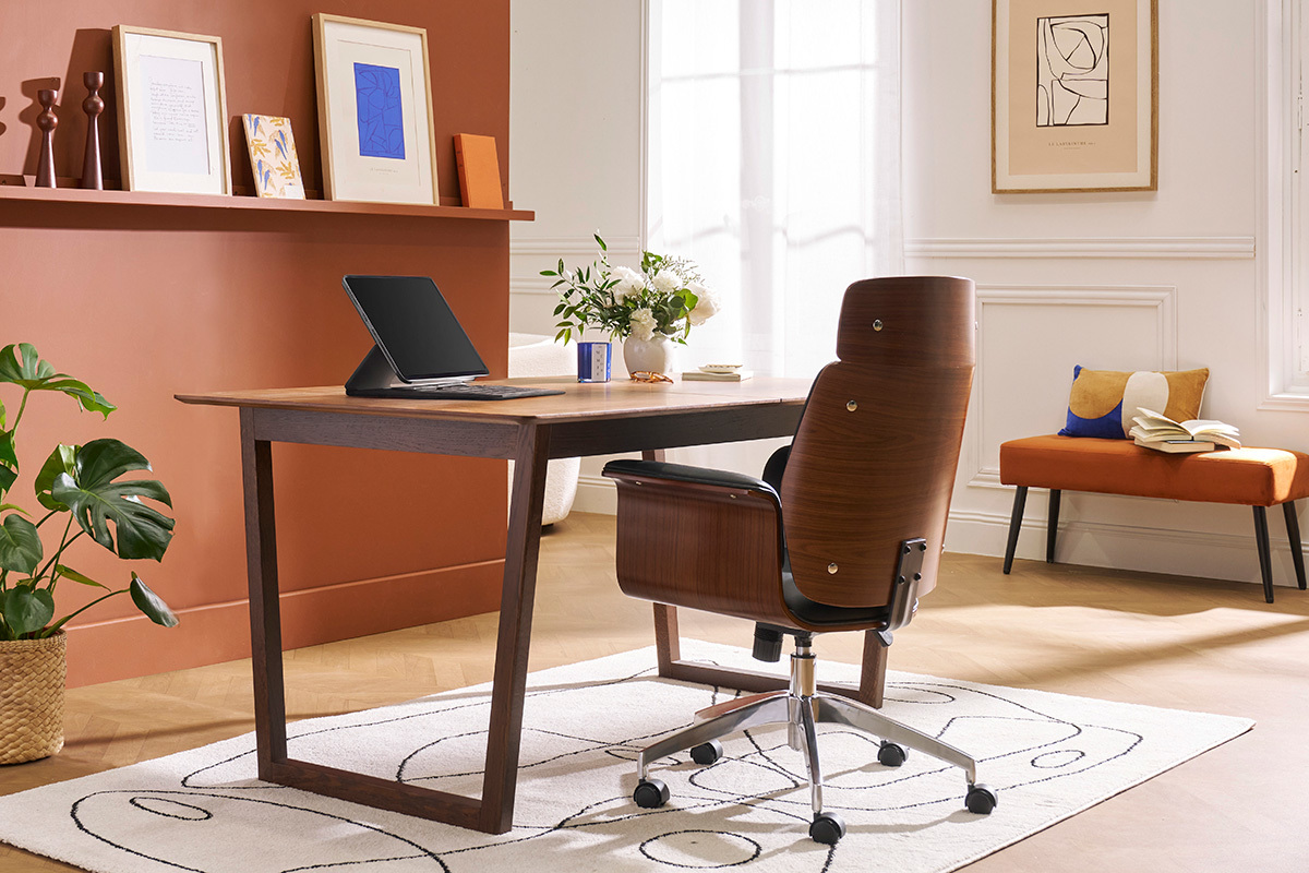 Fauteuil de bureau � roulettes design noir, bois fonc� noyer et acier chrom� ELON