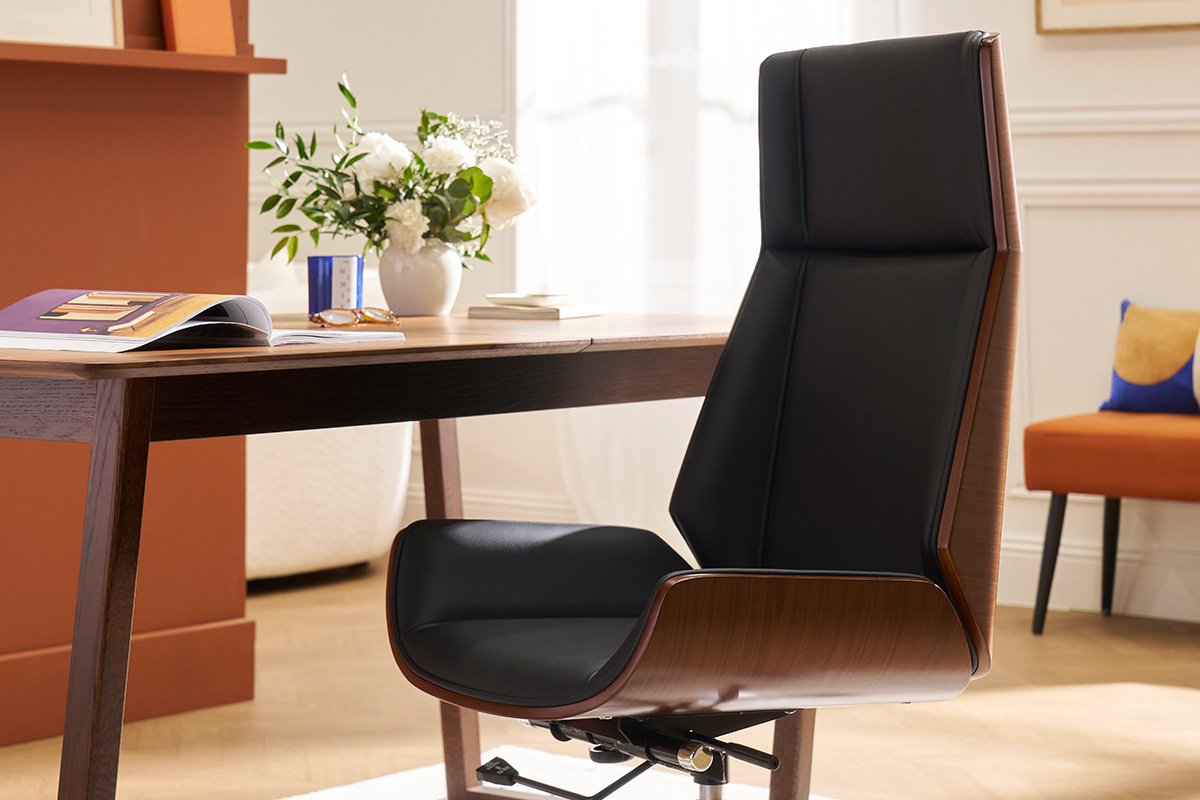 Fauteuil de bureau de direction design noir, bois fonc� noyer et acier chrom� CURVED