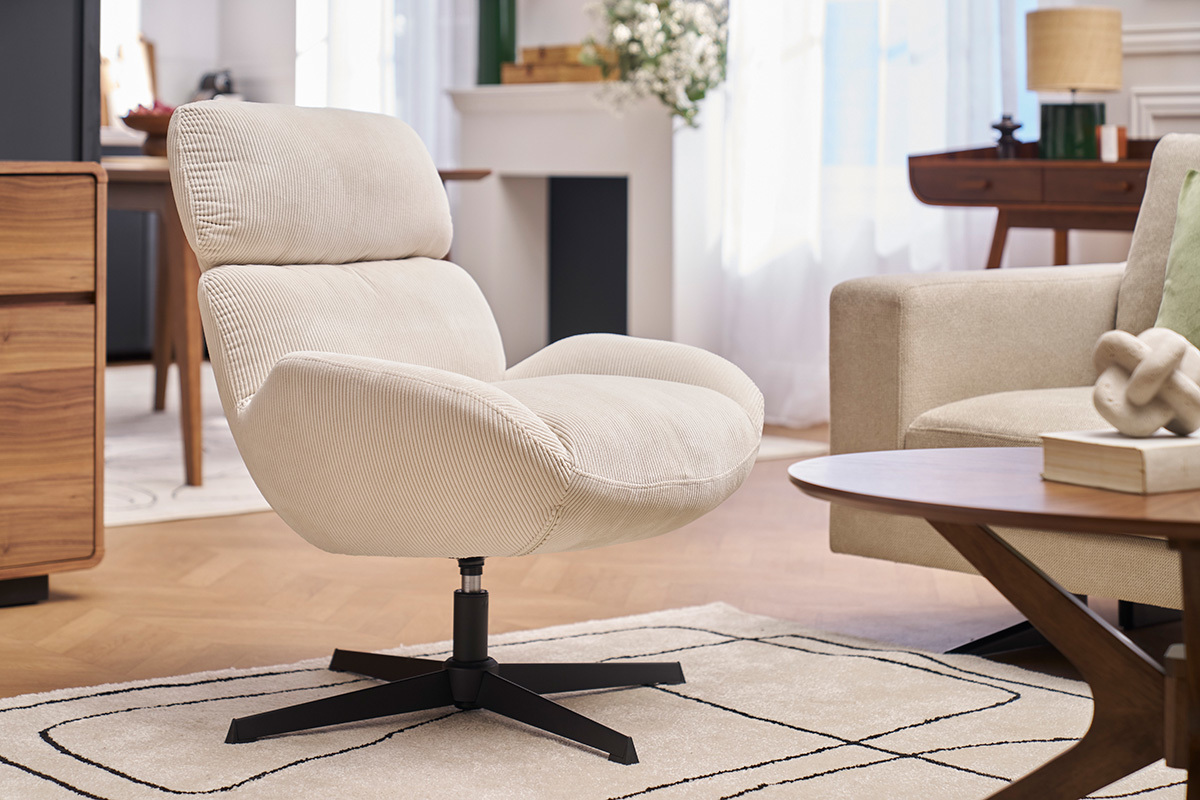 Fauteuil pivotant en tissu velours c�tel� �cru et m�tal noir KLEM