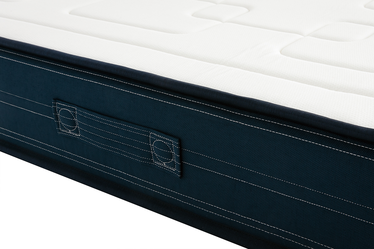 Lit 2 places 160x200 cm avec sommiers tapissiers et matelas avec accueil mousse m�moire de forme BENJI
