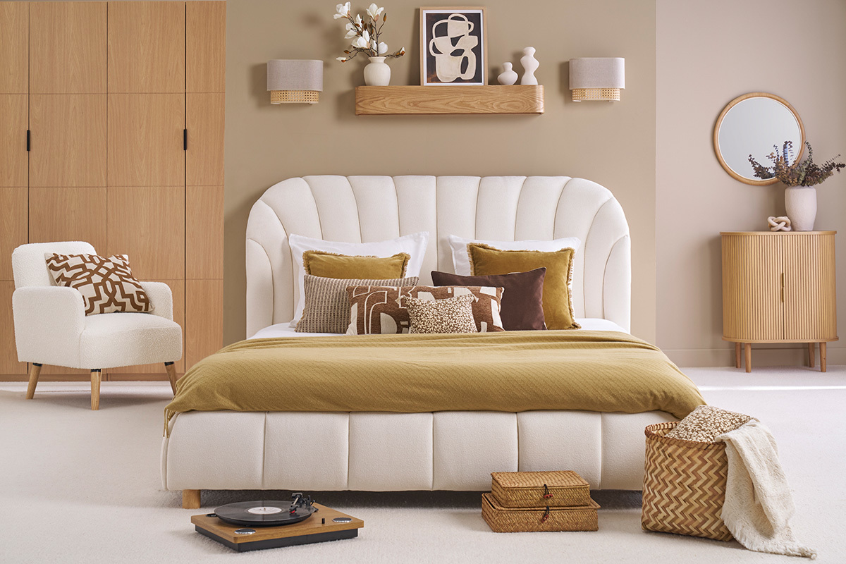 Lit 2 places 160x200 en tissu effet laine boucl�e ARIELLE