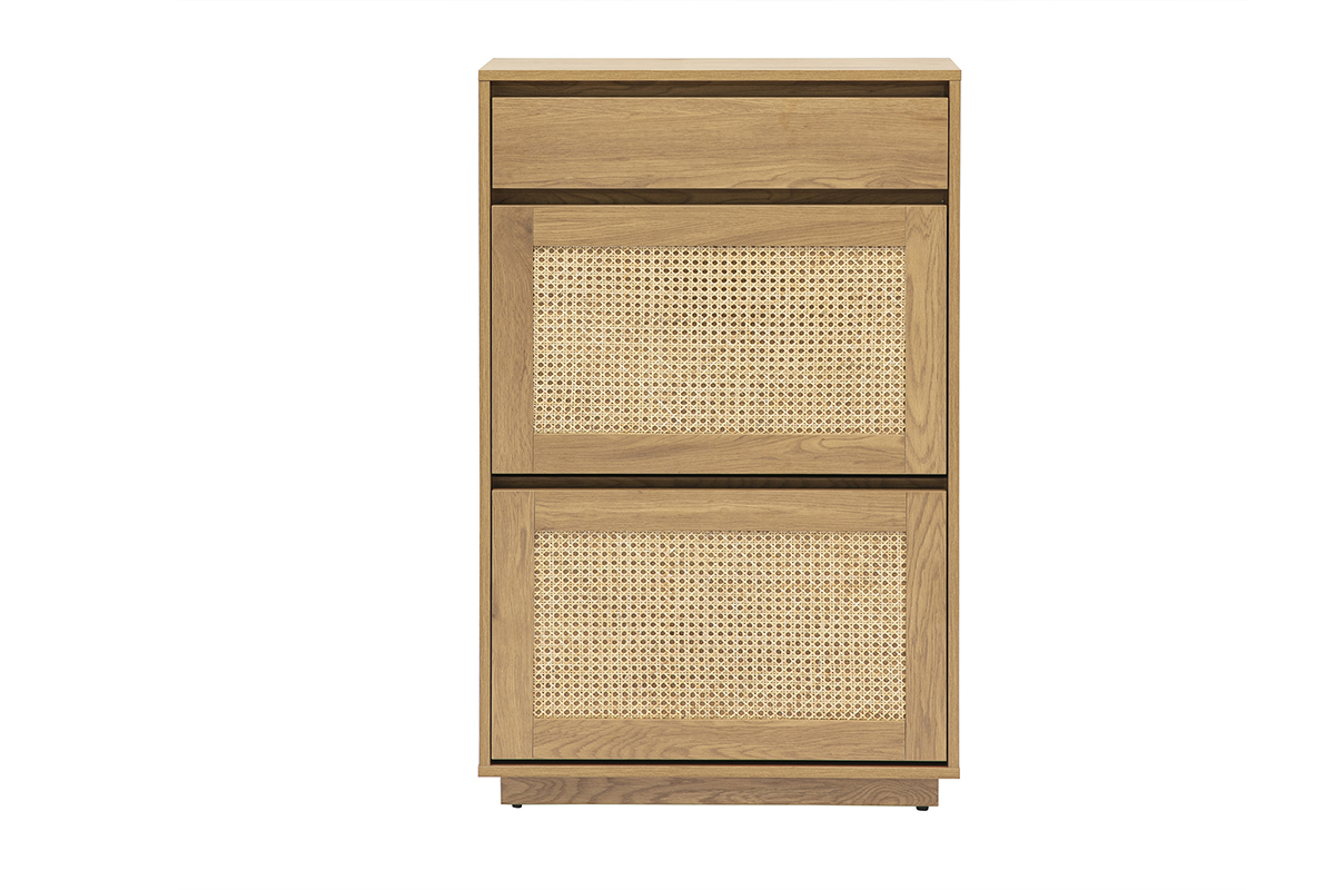 Meuble � chaussures en bois clair et rotin, vue frontale.