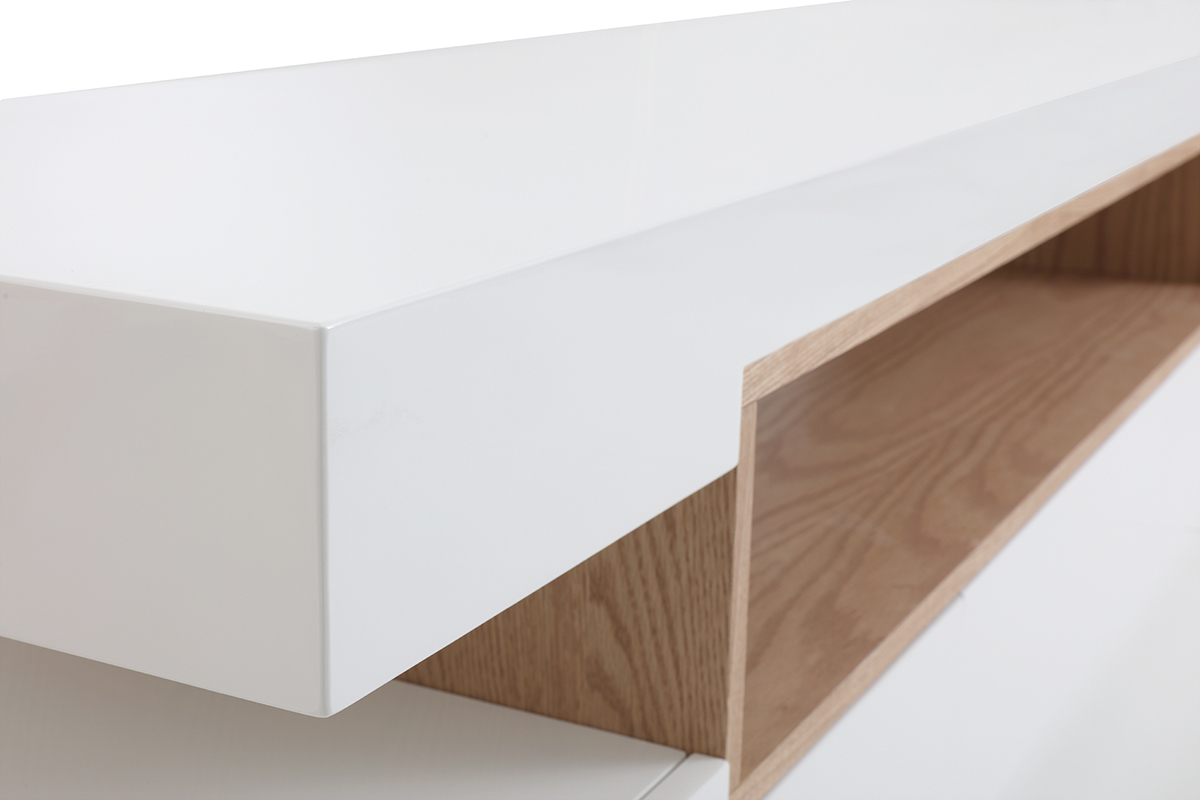 Gros plan sur le coin du meuble TV blanc laqu� et bois LIVO.
