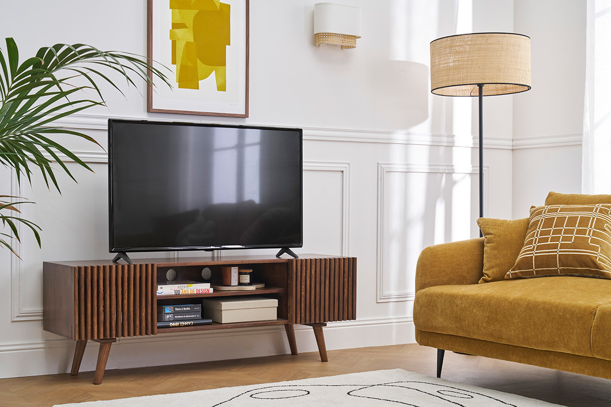 Meuble TV en manguier massif teint� bois fonc� avec portes coulissantes L140 cm ALBA