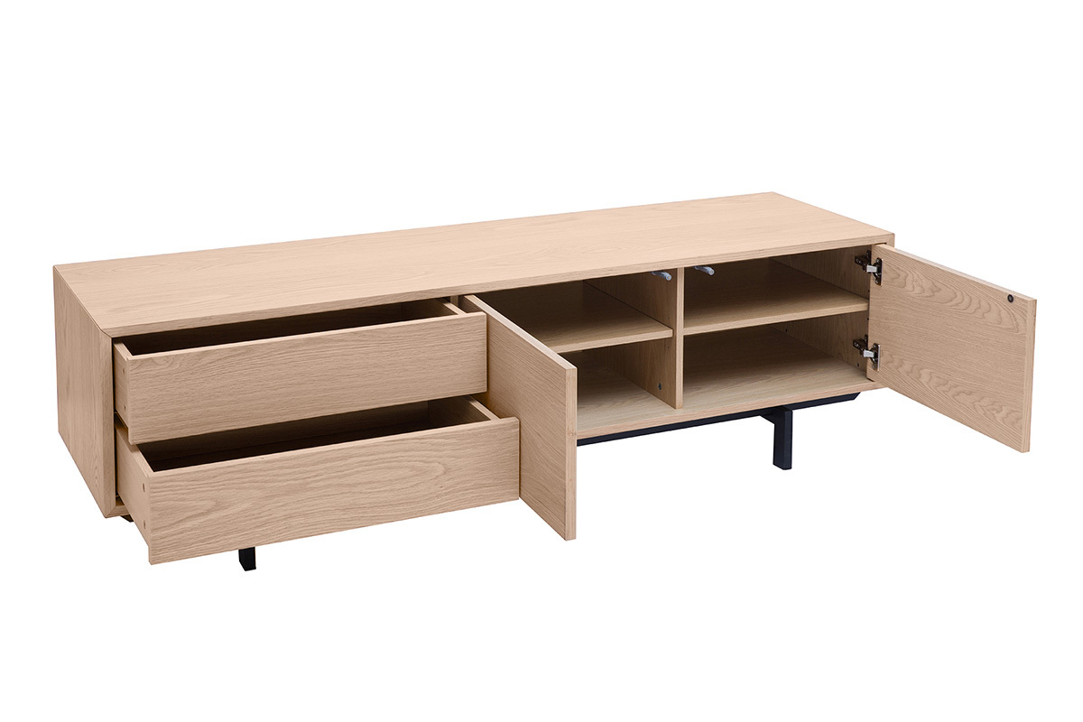 Meuble TV en bois ch�ne clair avec deux tiroirs et rangements ferm�s, vue de trois quarts