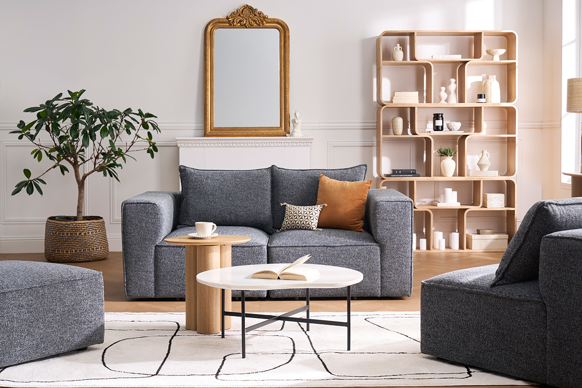 Module d'angle gauche KERRY en tissu gris, int�gr� dans un salon moderne avec d'autres meubles.
