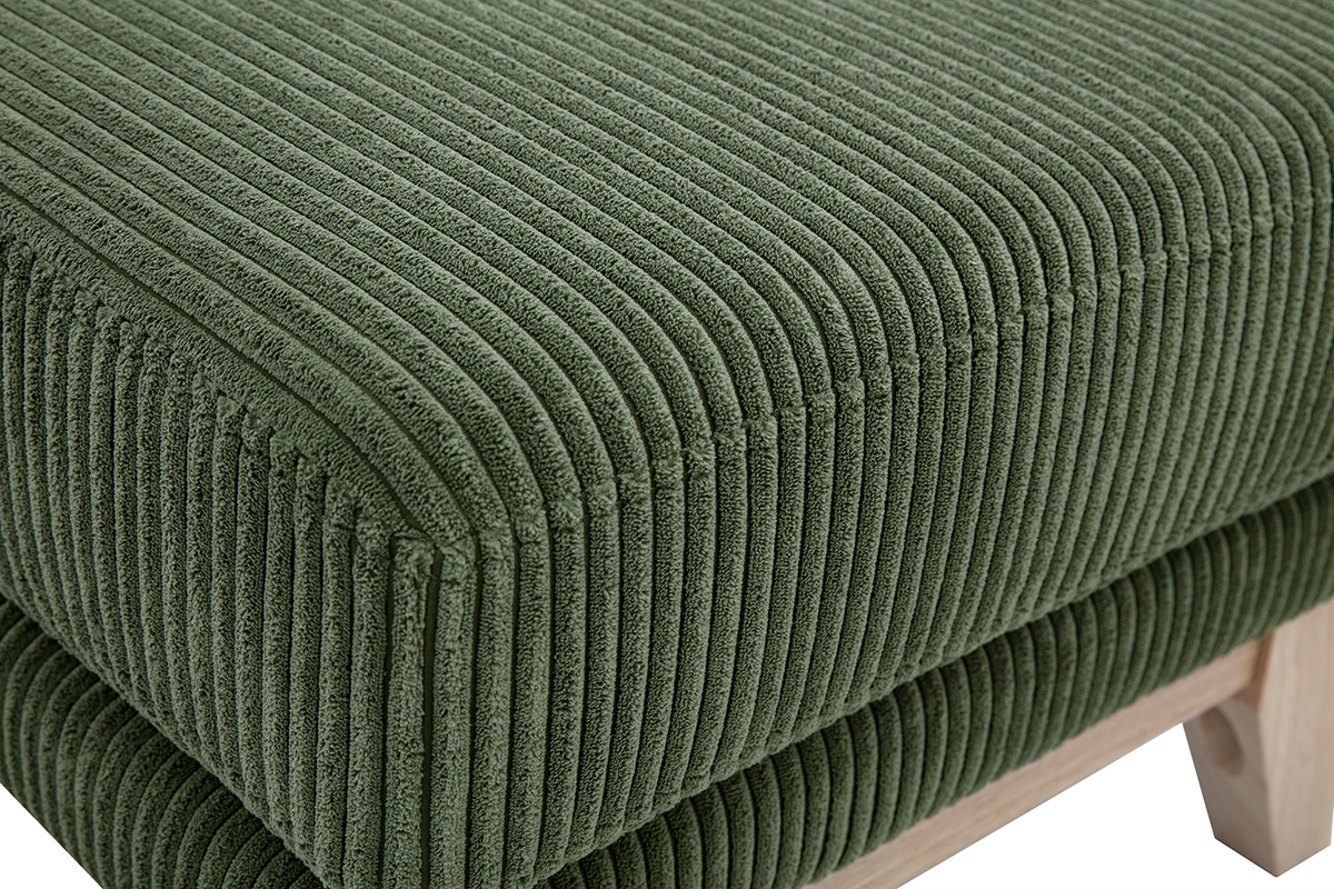 Pouf velours c�tel� vert kaki avec pieds en bois clair, vue zoom�e.