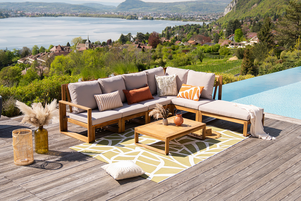 Salon de jardin d'angle 6-8 places en bois massif avec coussins d�houssables taupe SALSA