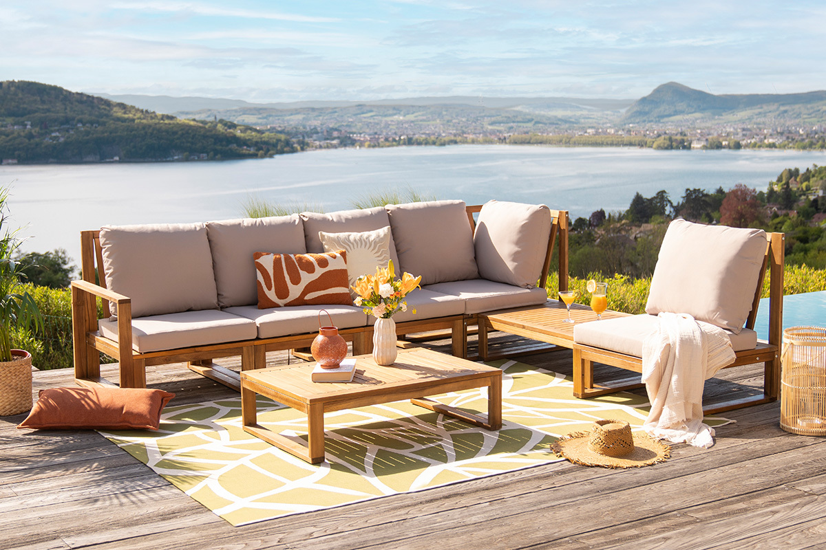 Salon de jardin d'angle 6-8 places en bois massif avec coussins d�houssables taupe SALSA