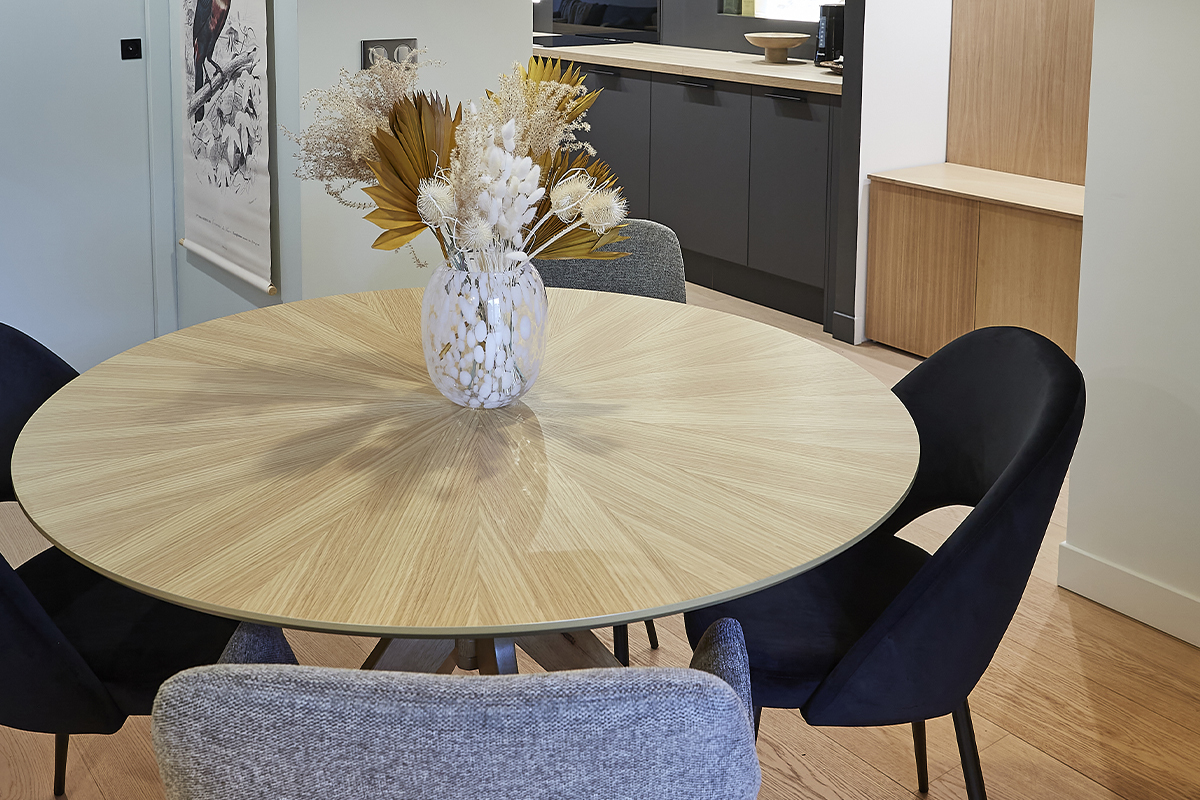 Table � manger design ronde ch�ne D120 cm DIELLI