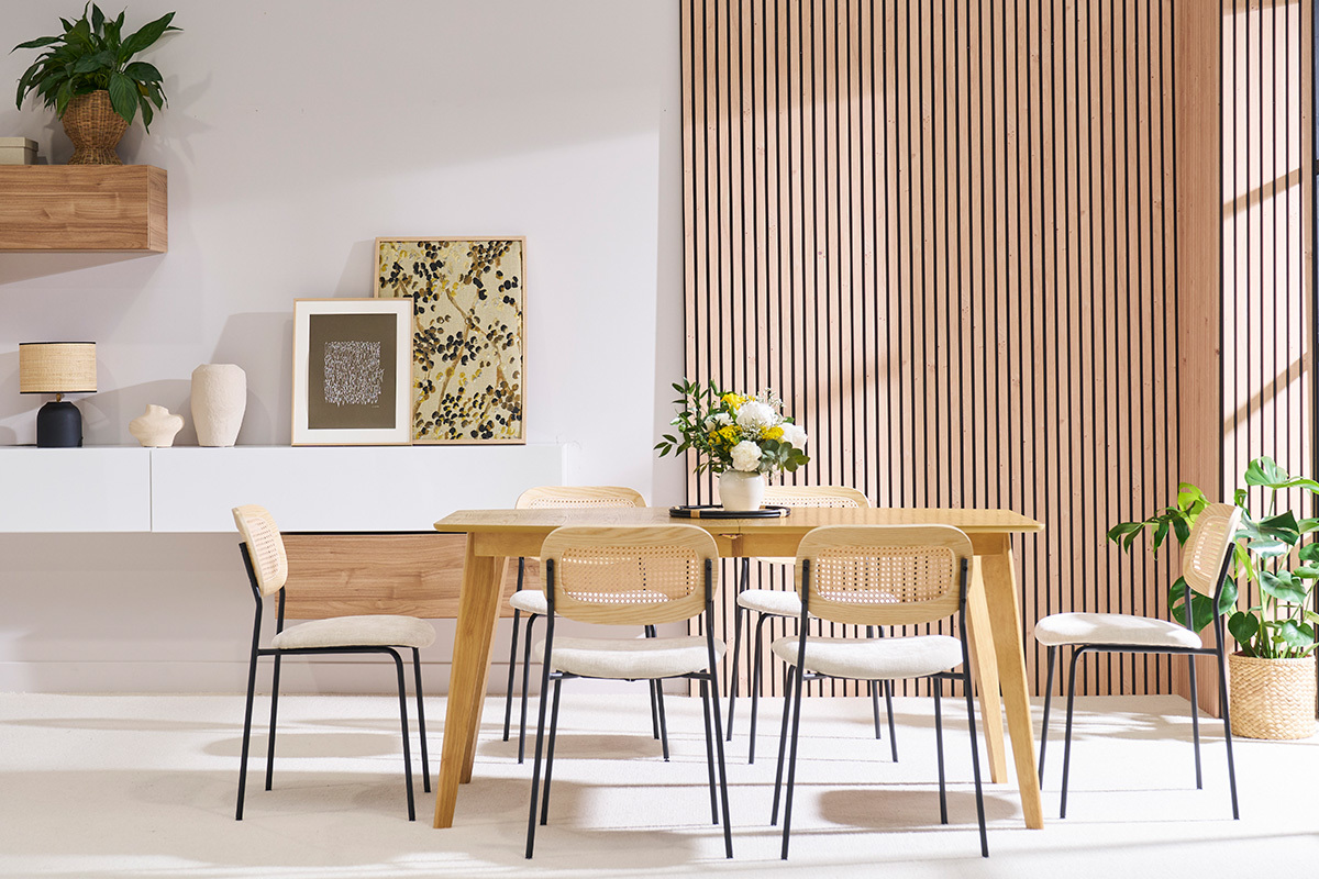 Table � manger extensible scandinave en bois clair L150-200 LEENA