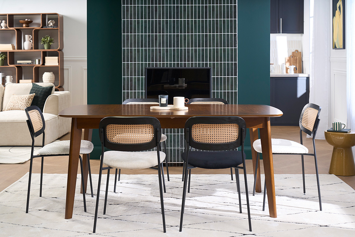 Table � manger extensible scandinave rallonges int�gr�es en bois fonc� noyer L168-228 cm LEENA