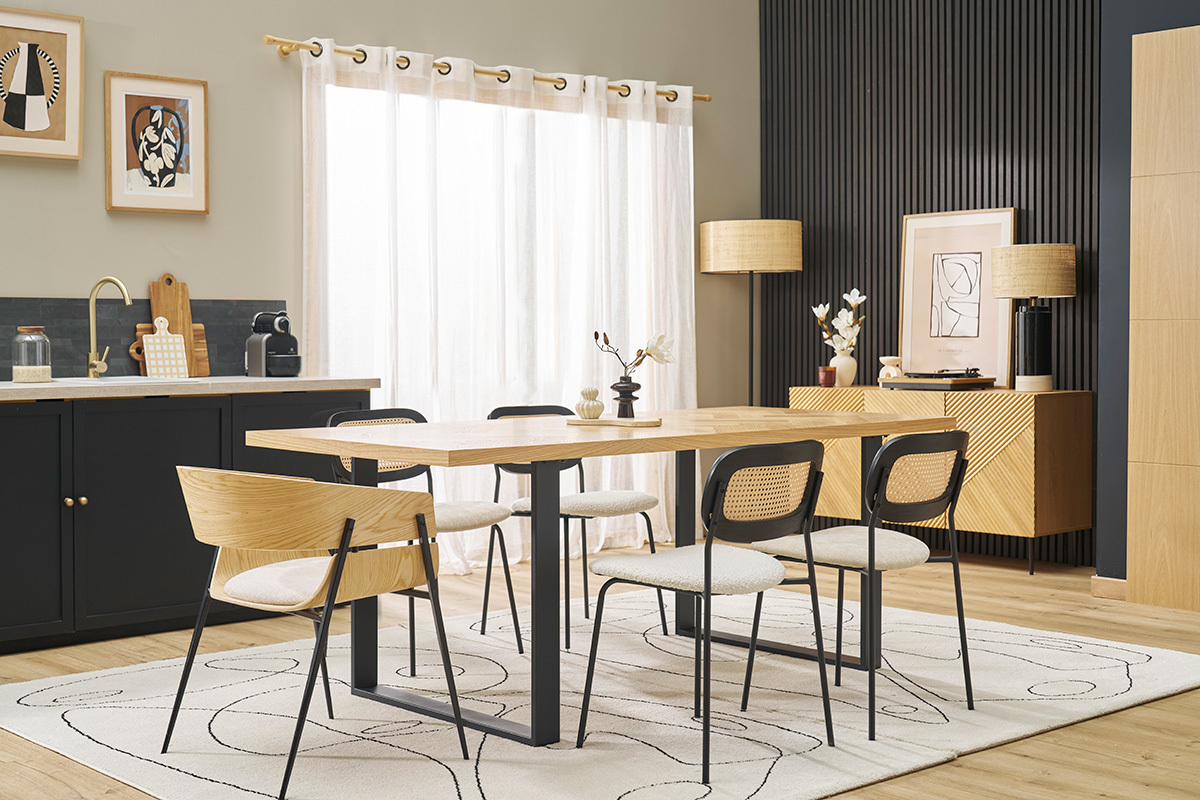 Table � manger rectangulaire finition bois ch�ne et m�tal noir L200 cm MAGDA