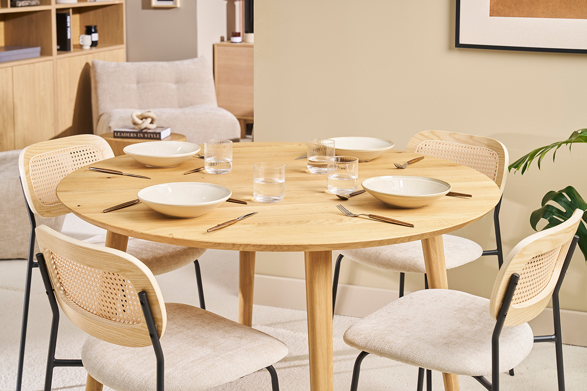 Table � manger ronde fr�ne D120 cm LIVIA
