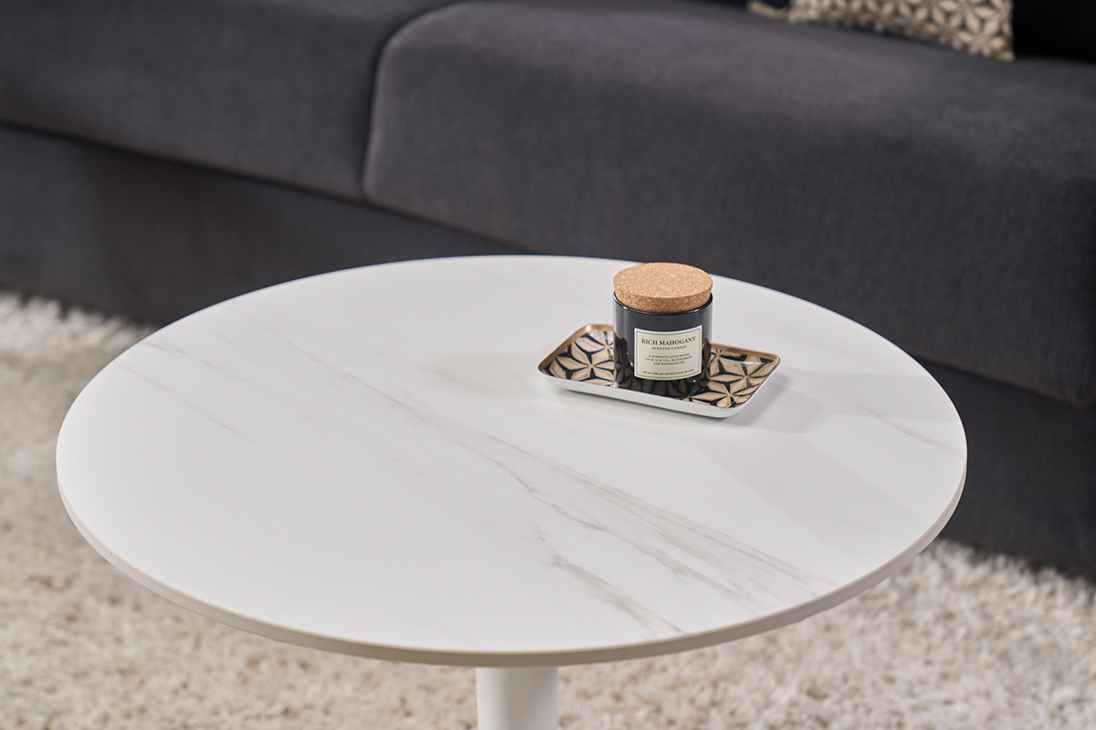 Table basse design ronde en c�ramique blanche et m�tal D60 cm MALOU