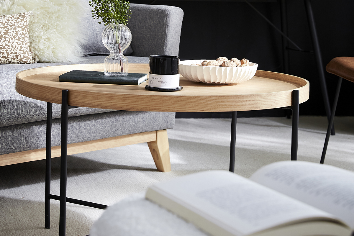 Table basse ronde bois clair et m�tal noir D90 cm BASSY