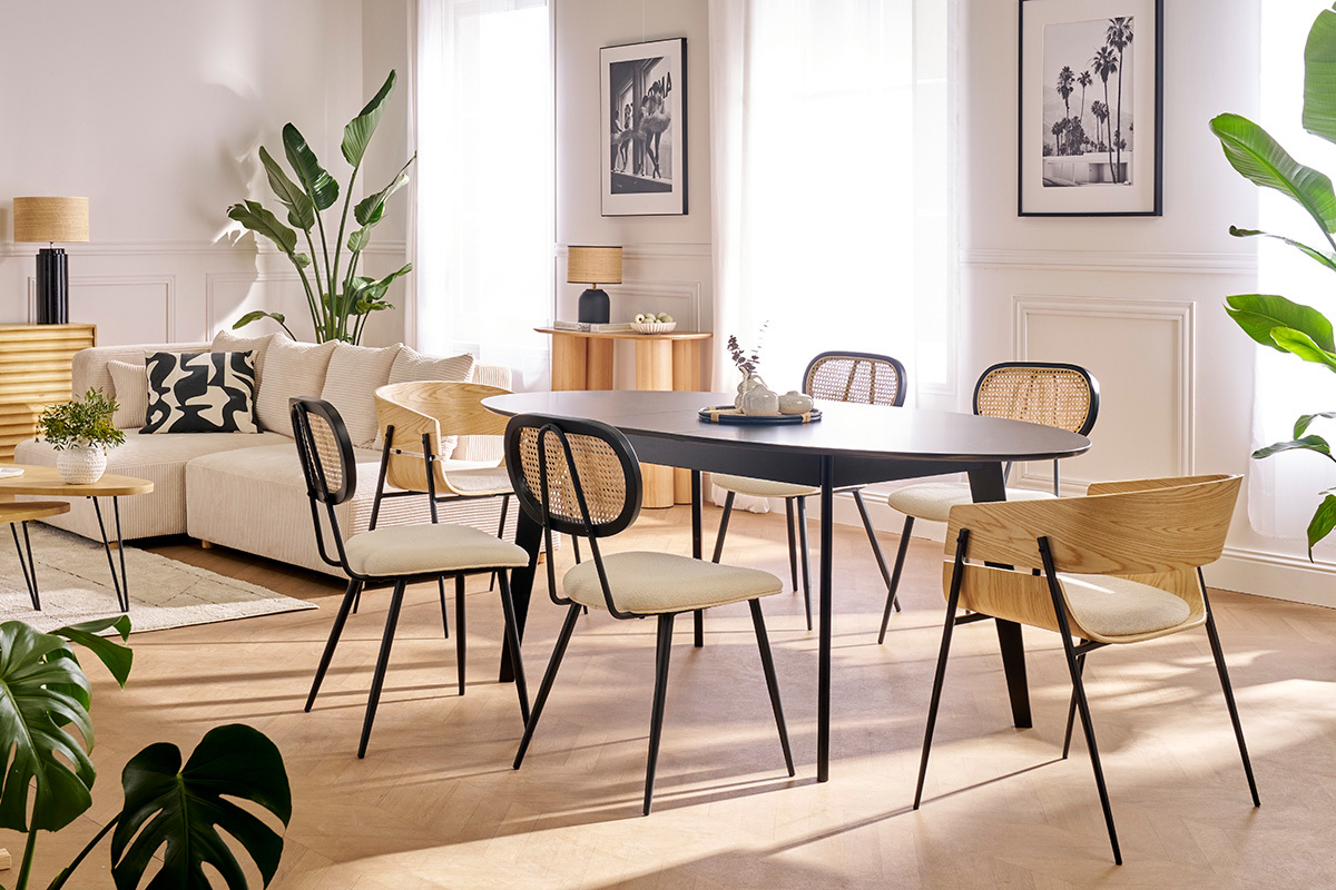Table extensible rallonges int�gr�es ovale en bois noir L160-200 cm MARIK
