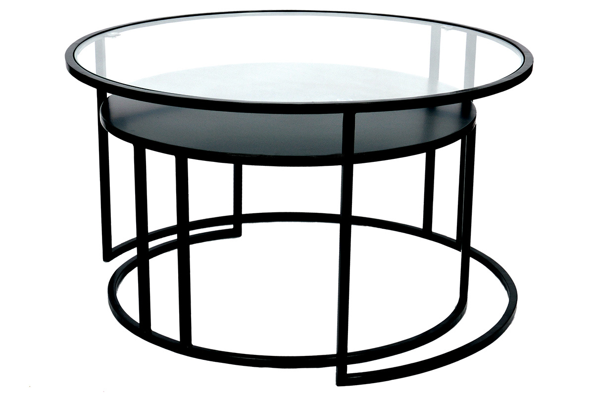 Tables basses gigognes rondes en verre et m�tal noir, vue de face.
