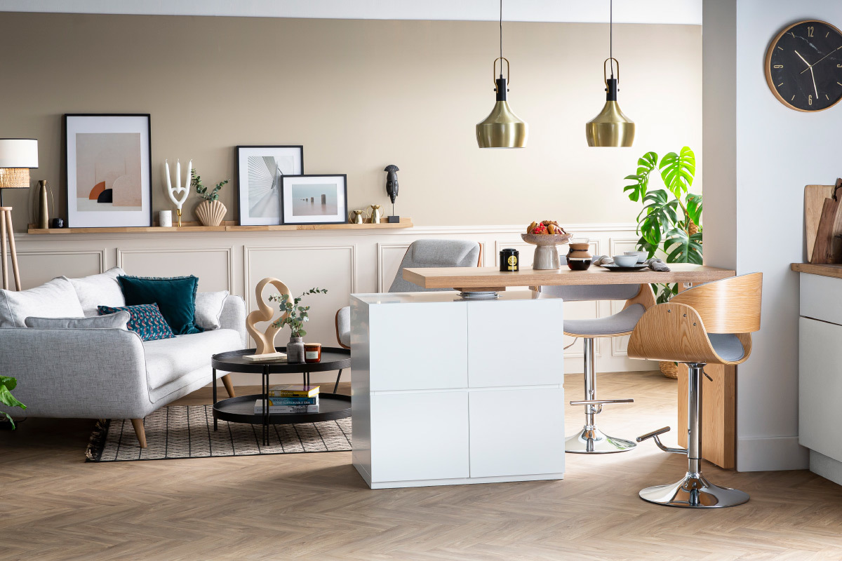 Tabouret de bar design r�glable en tissu gris clair et bois clair BENT