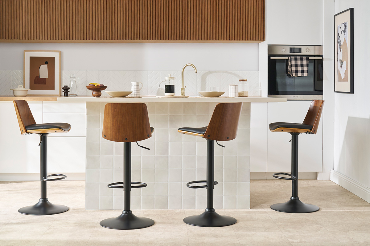 Tabouret de bar r�glable noir et bois fonc� DOA