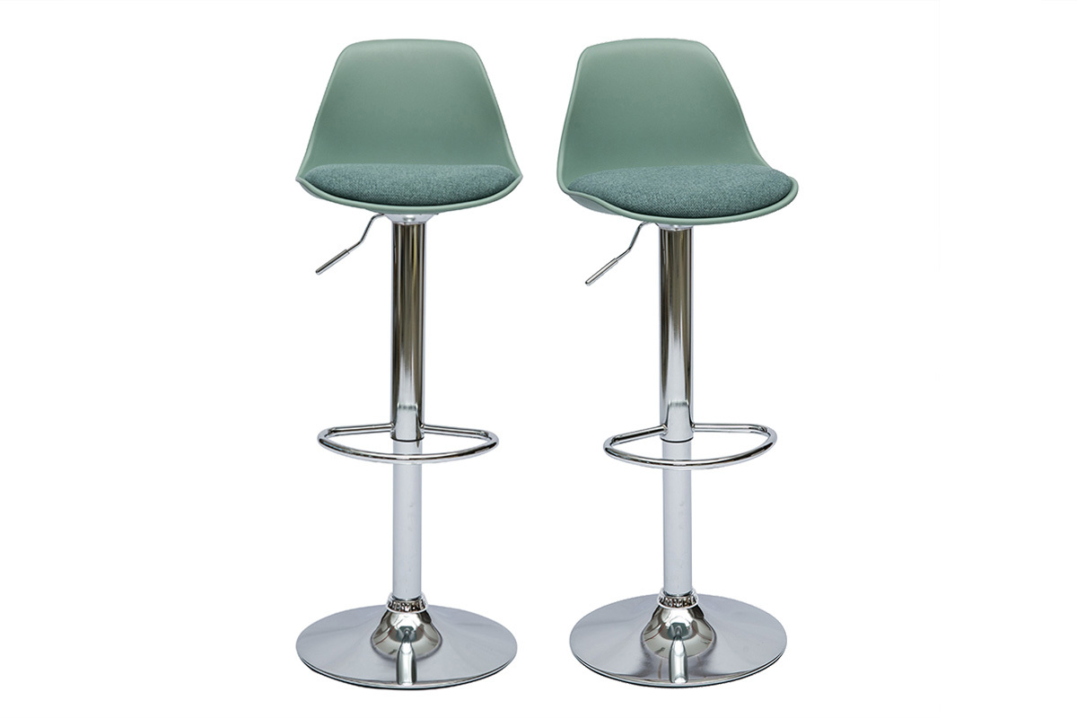 Deux tabourets de bar verts STEEVY avec pi�tement chrom� et assise en tissu.