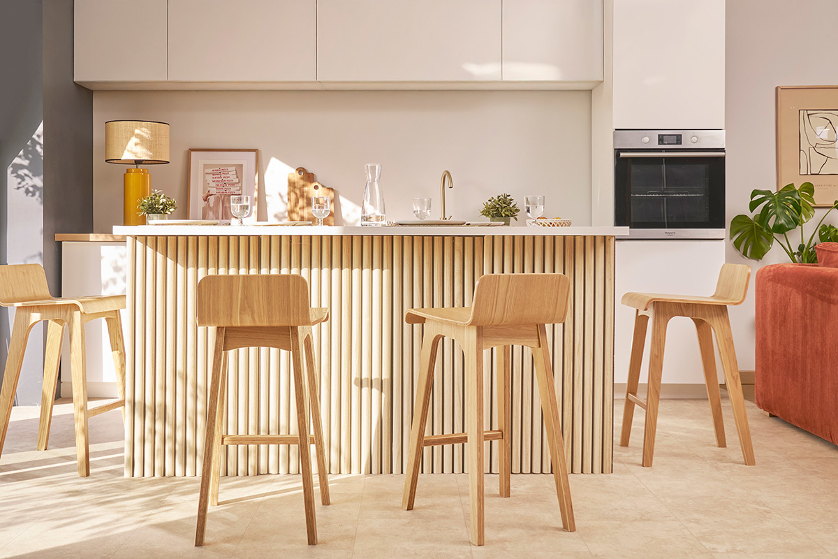 Tabourets de bar scandinaves bois clair H65 cm (lot de 2) BALTIK