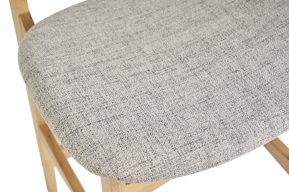 D�tail du tabouret scandinave en bois de fr�ne clair et tissu gris clair, vue du haut.
