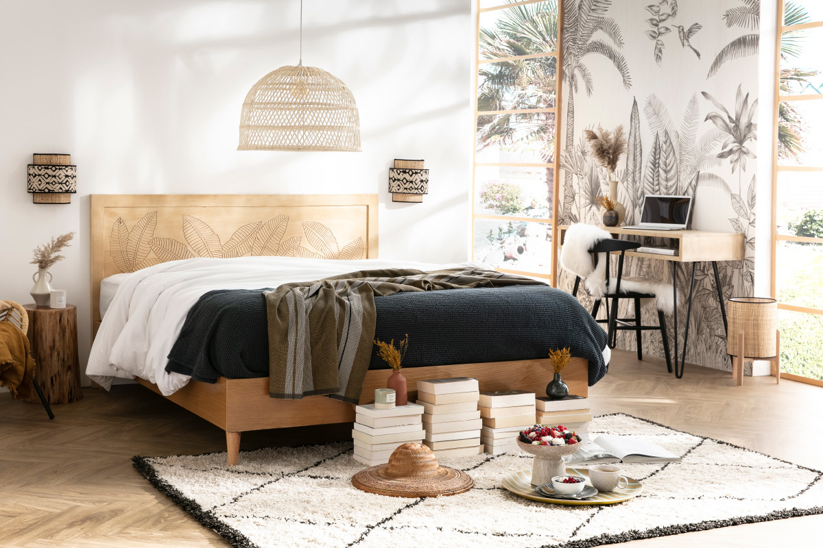 T�te de lit en bois manguier massif grav� L165 cm VIBES